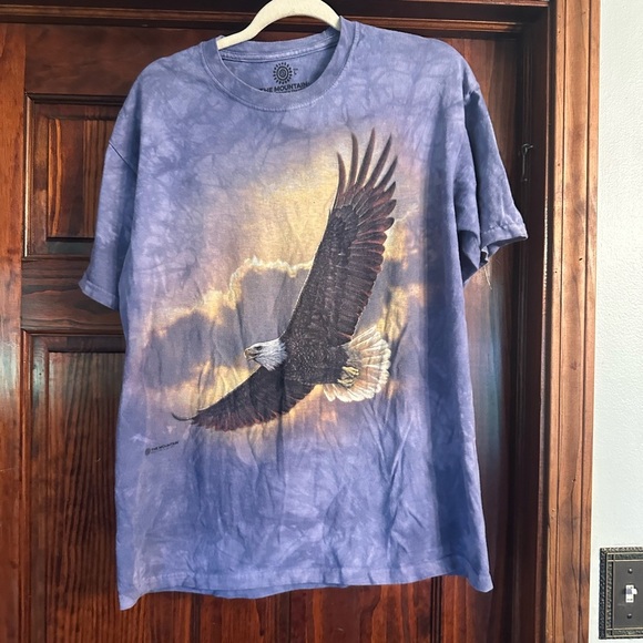 The Mountain Soaring Eagle Blue T-Shirt - Picture 1 of 2